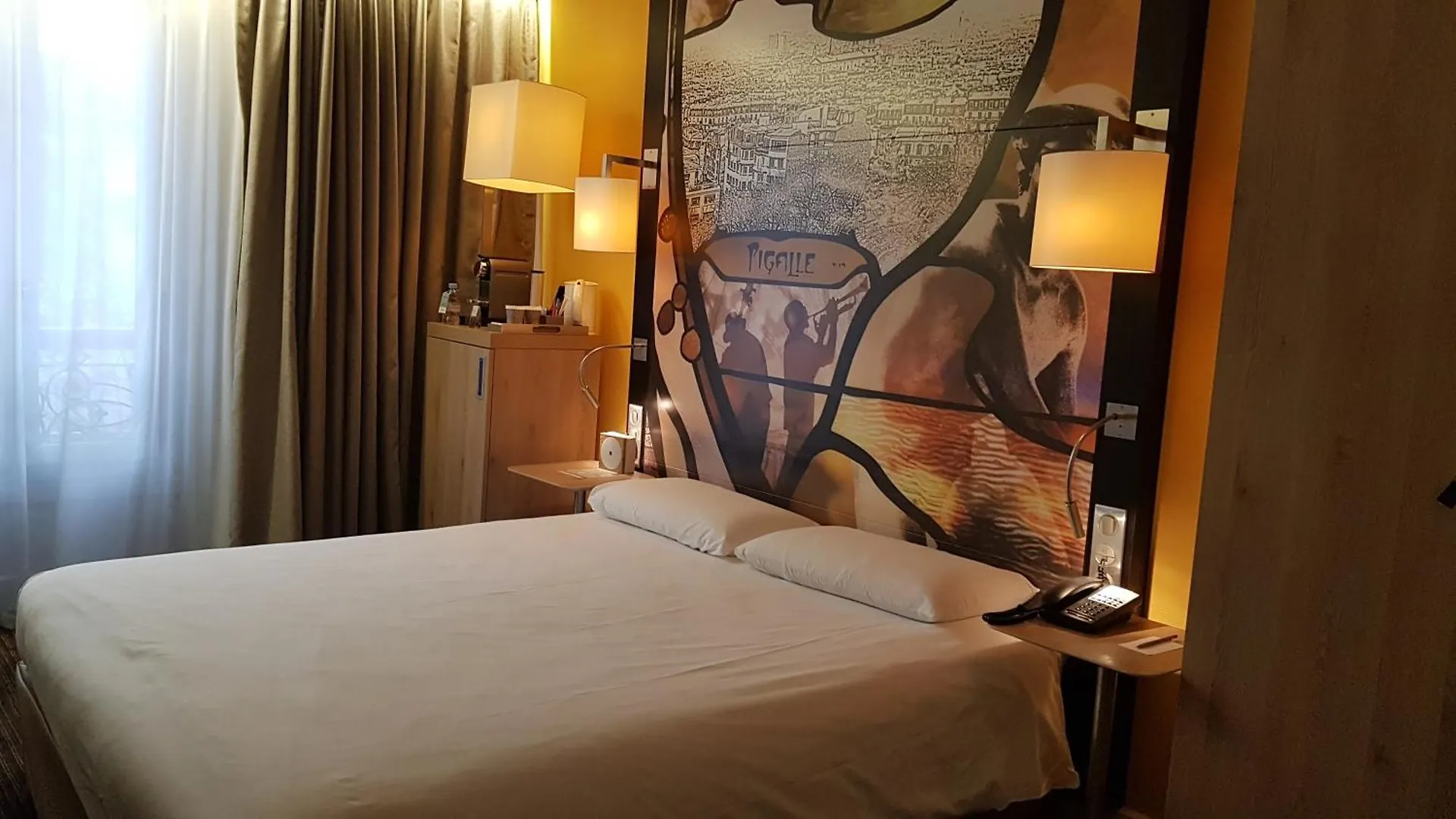 Mercure Paris Pigalle Sacre Coeur Hotel