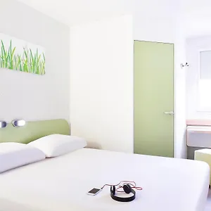 ** Hotel Ibis Budget Marseille Aeroport Provence Francia