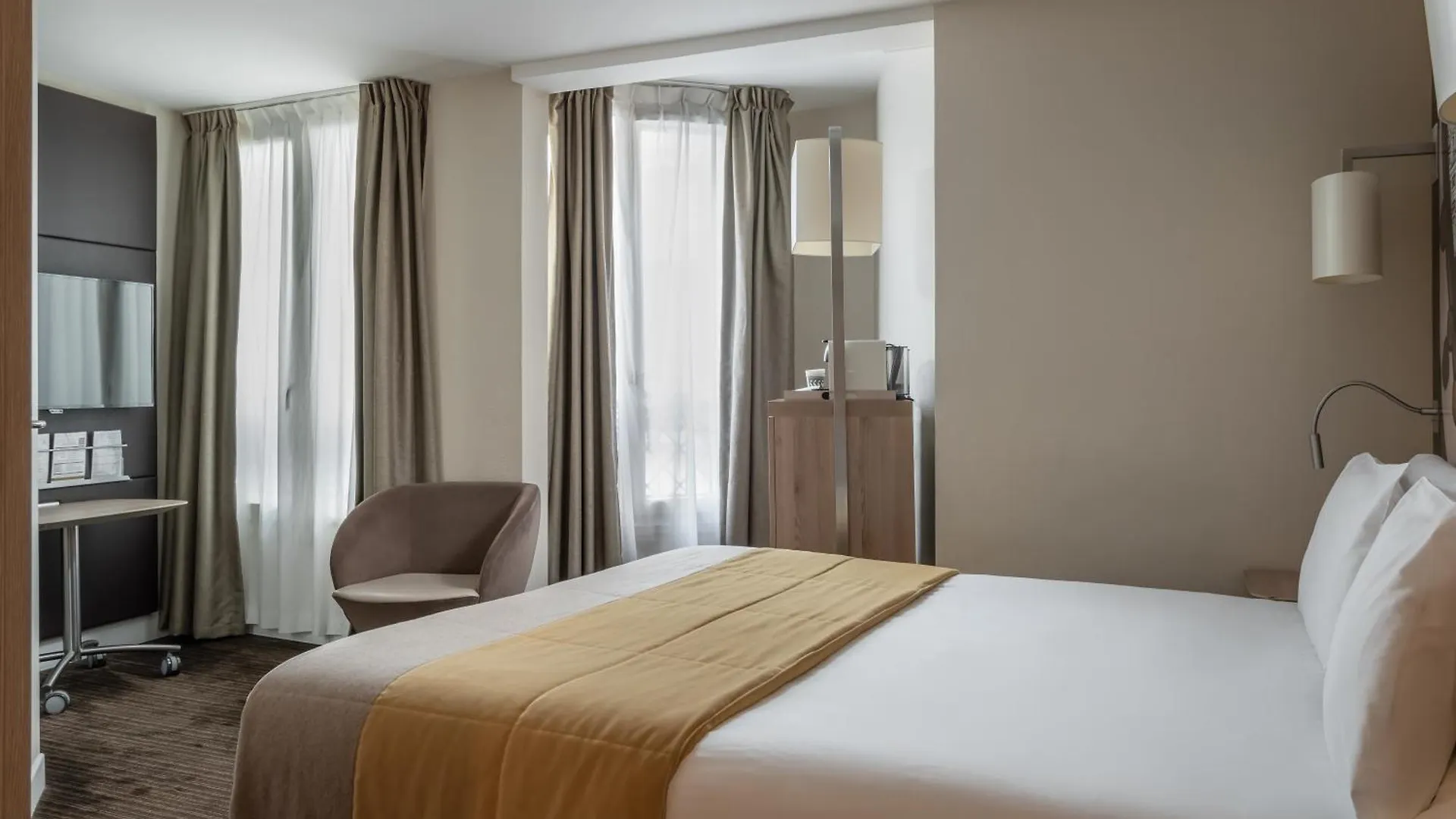 Mercure Paris Pigalle Sacre Coeur 4*,  Francia