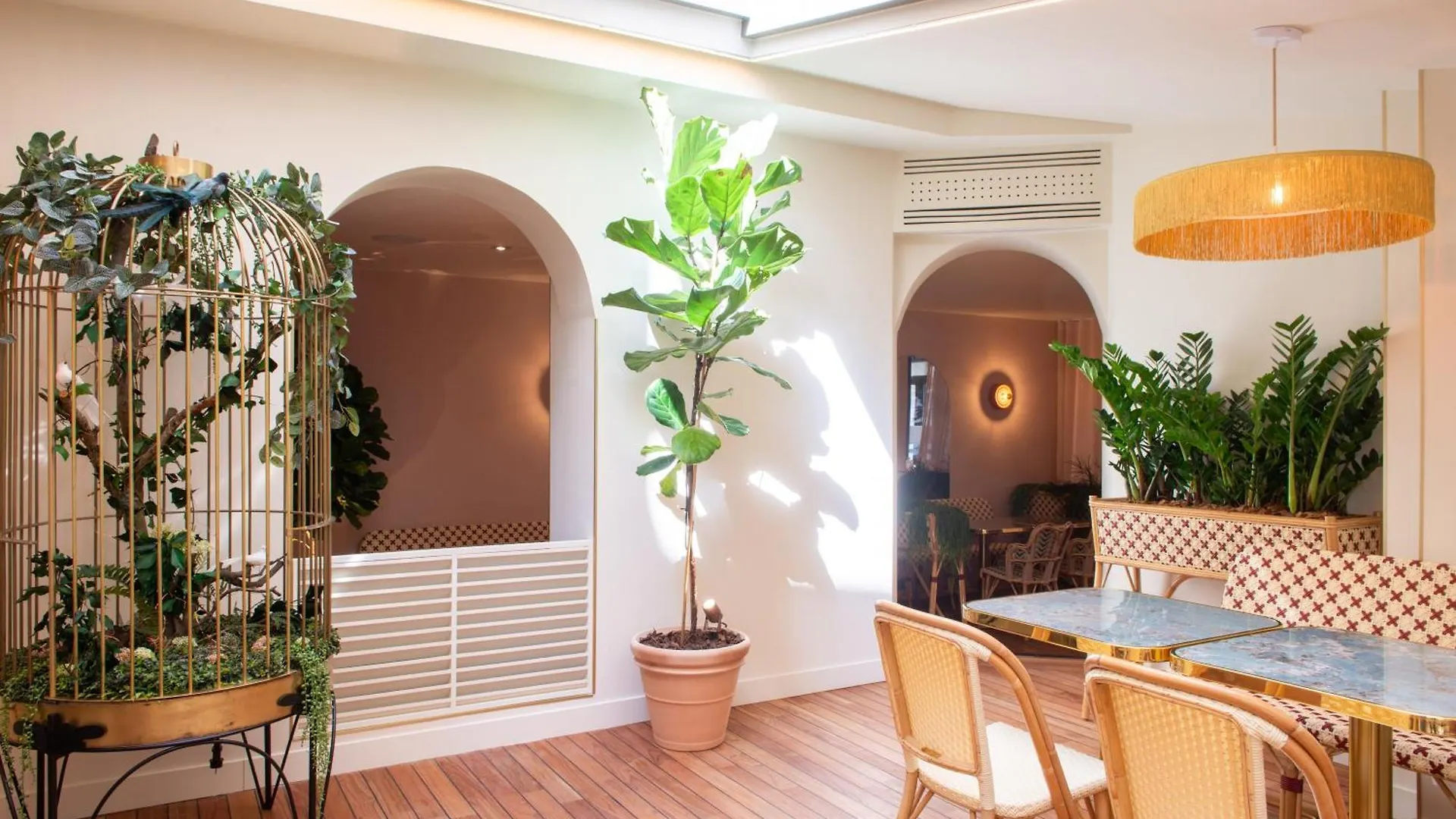 Mercure Paris Pigalle Sacre Coeur Hotel